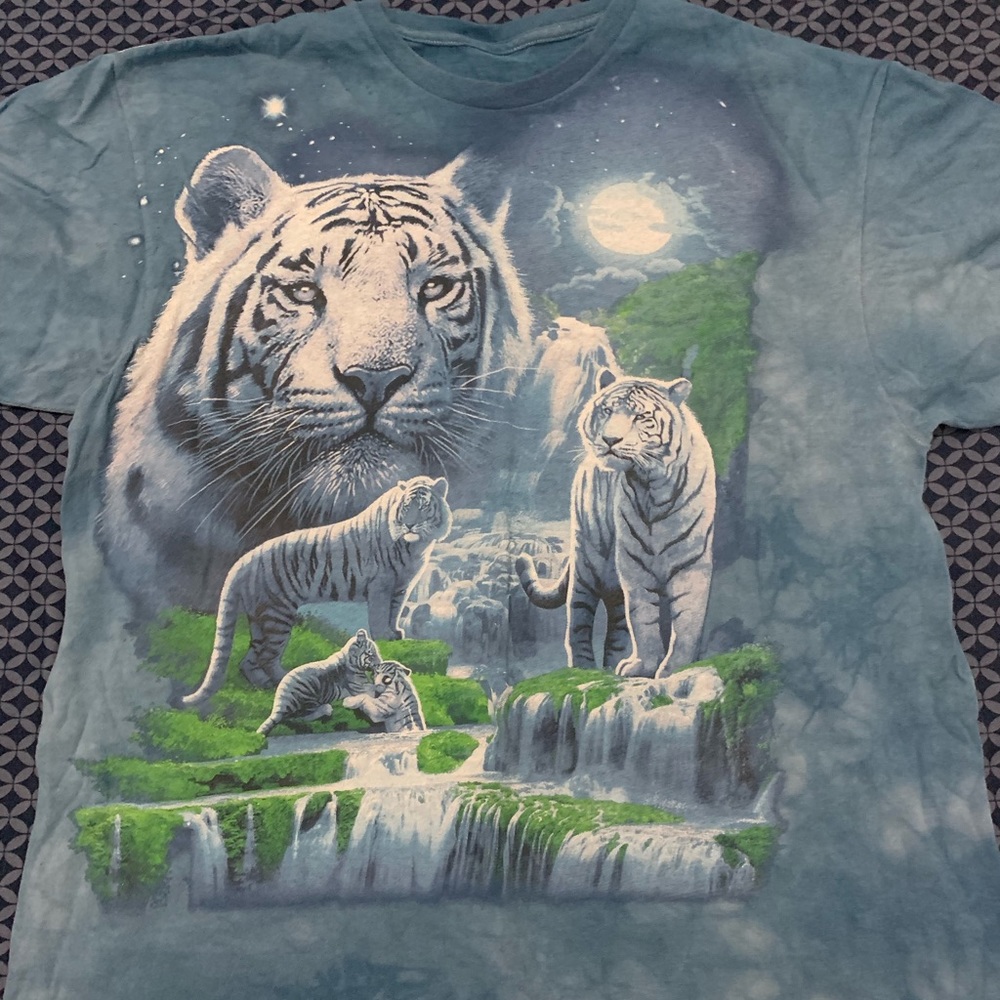 Blue tiger shirt